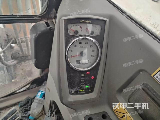 显示屏 （驾驶室部分）