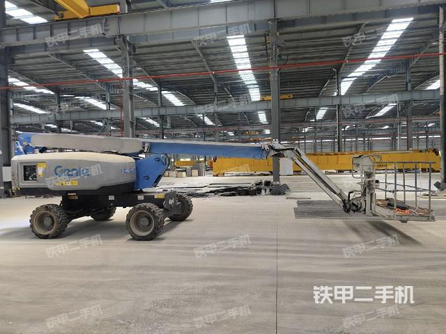 整机左侧（设备外观及核心部件）