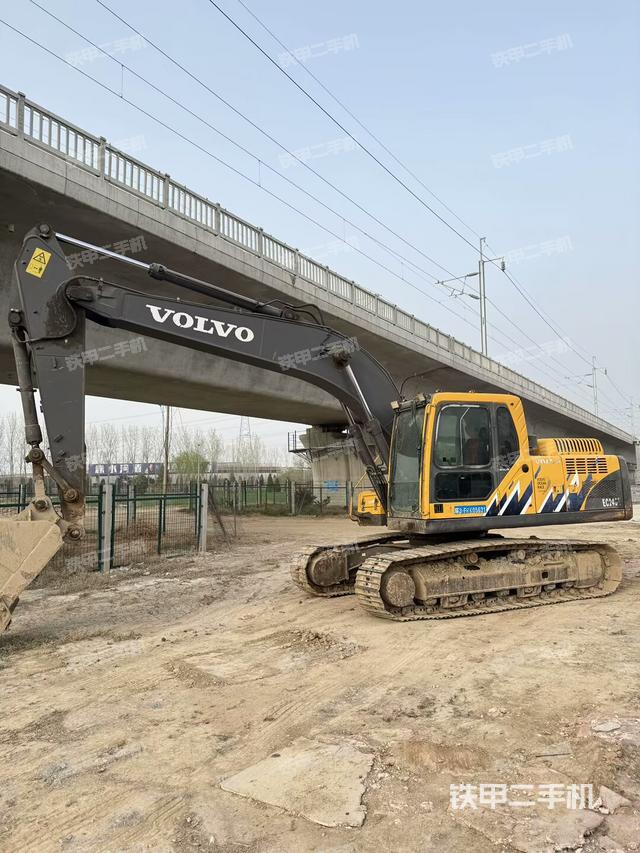 沃爾沃EC210BLC挖掘機(jī)