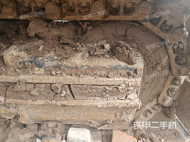 右导向轮(行走机构) 右导向轮(行走机构)