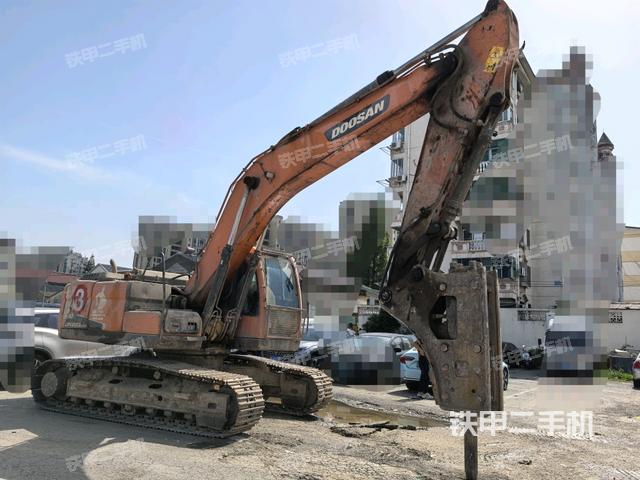 右前45(整機外觀) 右前45(整機外觀)