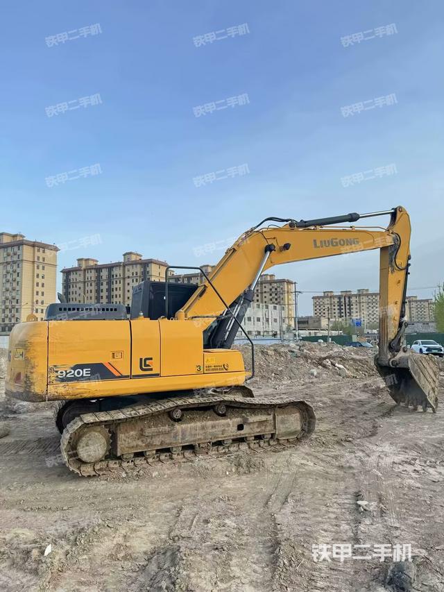 整机右后45°(整机外观) 整机右后45°(整机外观)