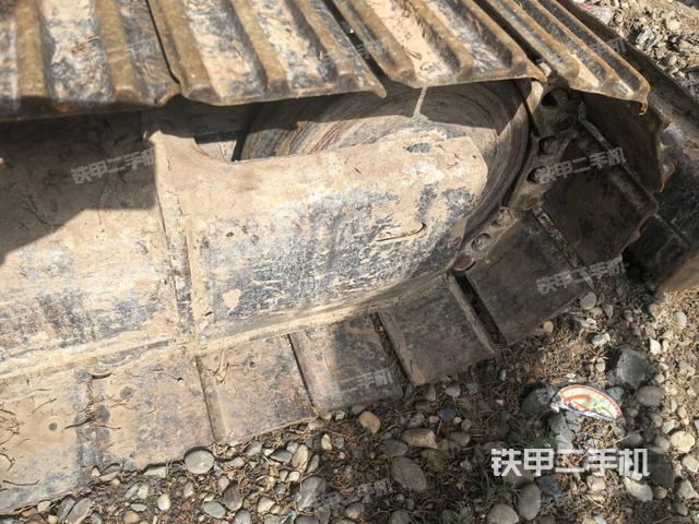 右側(cè)行走馬達(dá)蓋板(行走機構(gòu)) 右側(cè)行走馬達(dá)蓋板(行走機構(gòu))