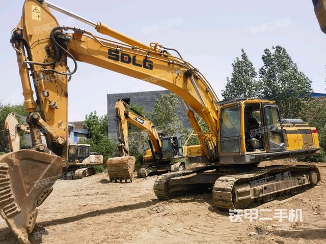 山東臨工E6360F挖掘機