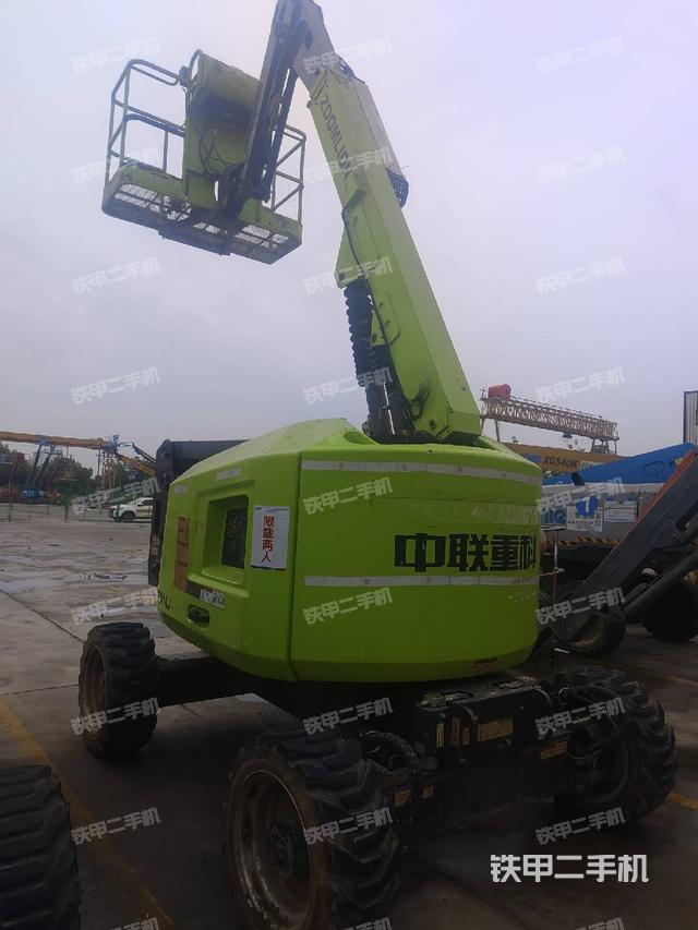 整機右后45°(設備外觀及核心部件) 整機右后45°(設備外觀及核心部件)