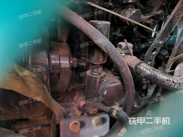 發(fā)動機(jī)整體俯視(整機(jī)外觀) 發(fā)動機(jī)整體俯視(整機(jī)外觀)