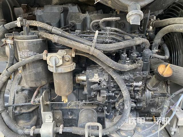 發(fā)動(dòng)機(jī)整體俯視(整機(jī)外觀) 發(fā)動(dòng)機(jī)整體俯視(整機(jī)外觀)