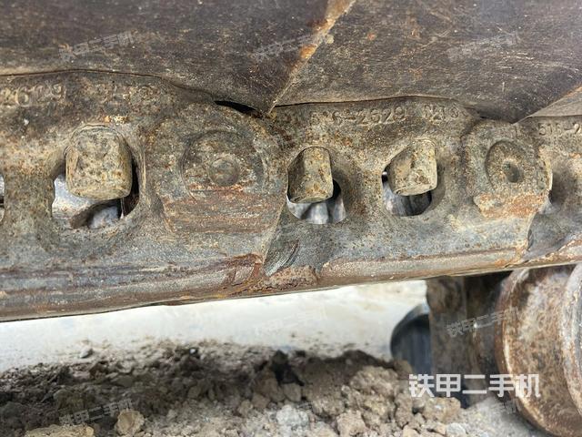 右侧履带整体（行走机构）