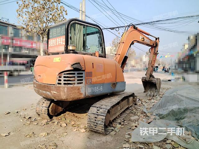 右后45(整機(jī)外觀) 右后45(整機(jī)外觀)