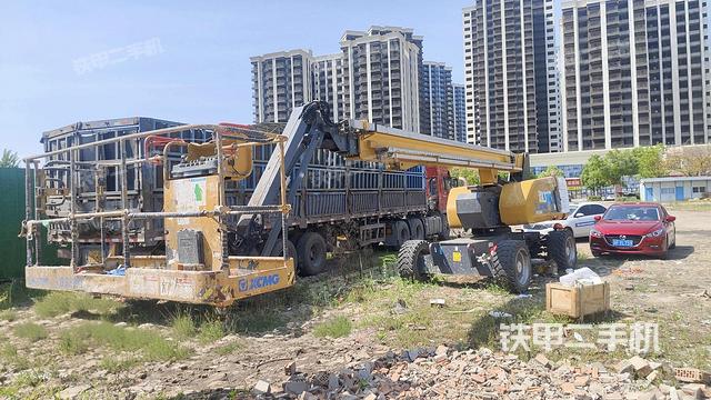 整机右侧（设备外观及核心部件）