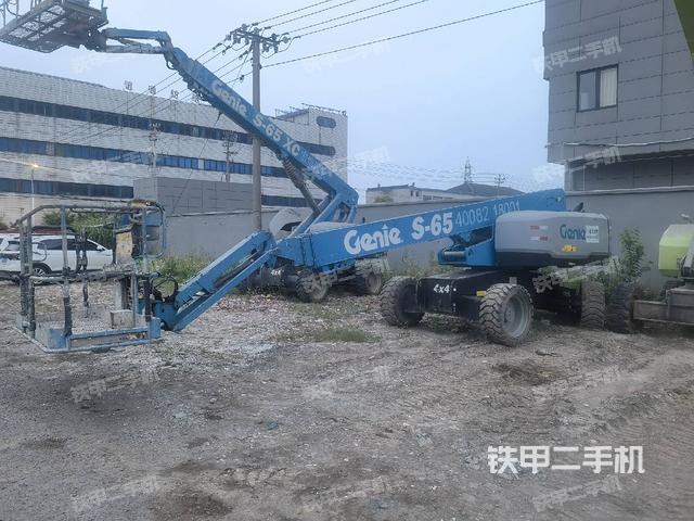 整機右側(cè)（設(shè)備外觀及核心部件）