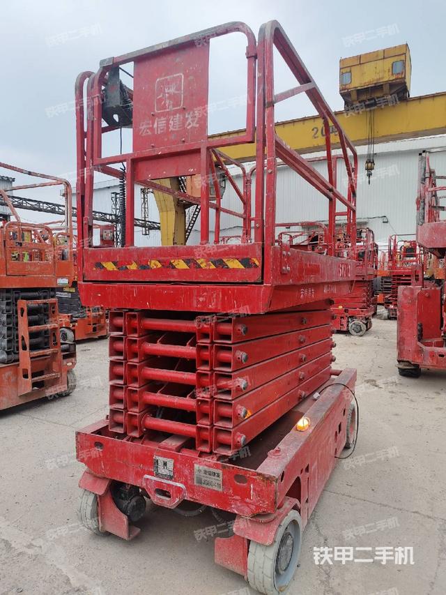 整機右后45°(設備外觀及核心部件) 整機右后45°(設備外觀及核心部件)