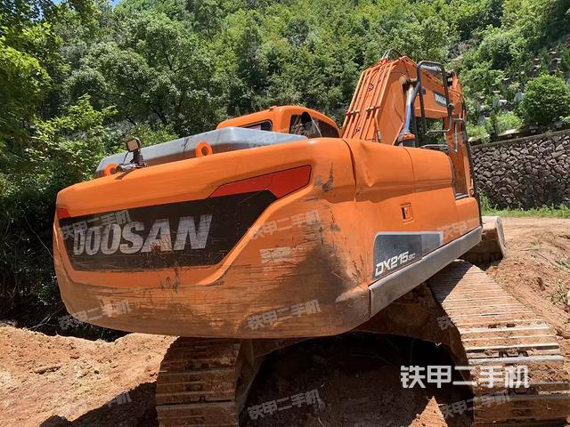 整機右后45°(整機外觀) 整機右后45°(整機外觀)