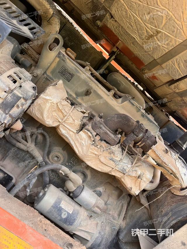 发动机整体俯视(整机外观) 发动机整体俯视(整机外观)