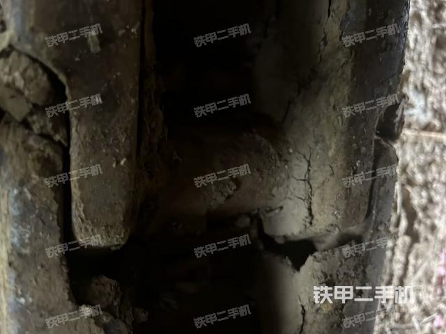 单侧履带整体（整机外观）