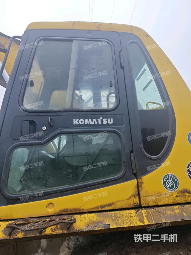 驾驶室正侧(驾驶室部分) 驾驶室正侧(驾驶室部分)