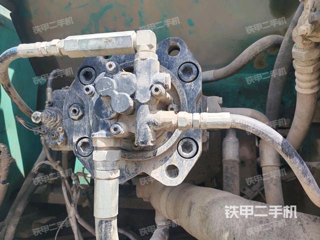 液壓泵室（大件艙室）