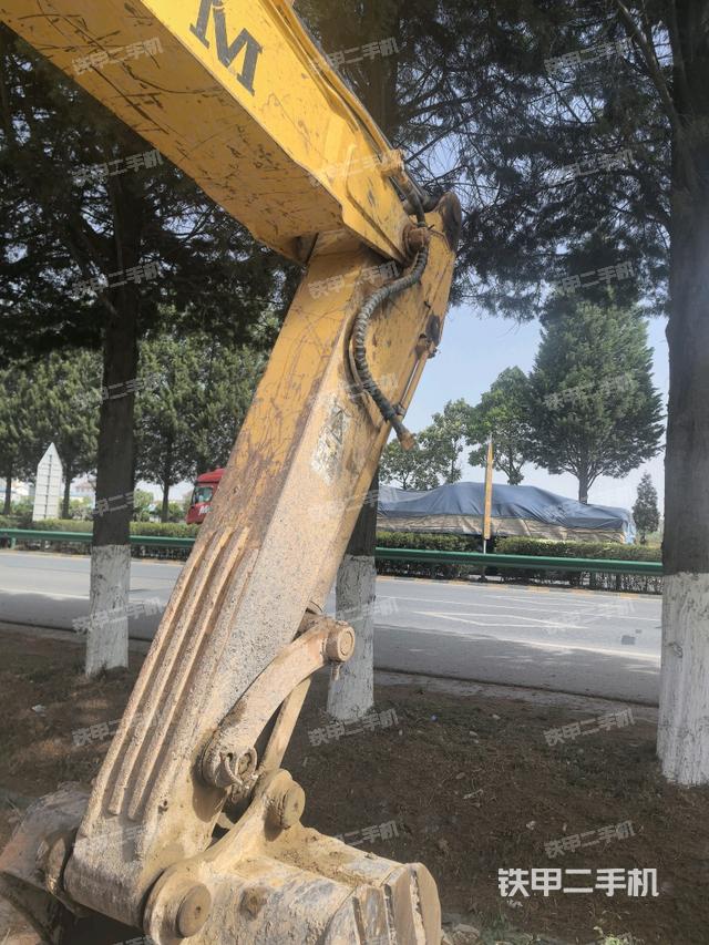 大臂整體?右側(cè)(工作和回轉(zhuǎn)裝置) 大臂整體?右側(cè)(工作和回轉(zhuǎn)裝置)