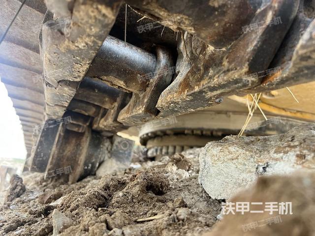 右侧行走马达盖板（行走机构）