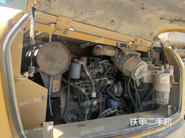 發(fā)動(dòng)機(jī)室(上車(chē)部件) 發(fā)動(dòng)機(jī)室(上車(chē)部件)
