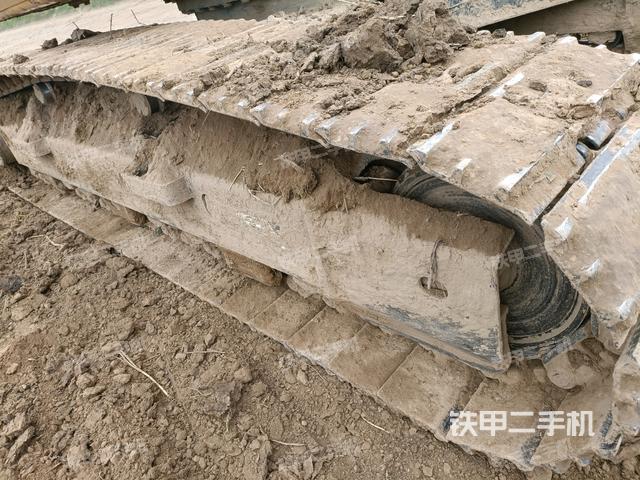 右侧履带整体（行走机构）