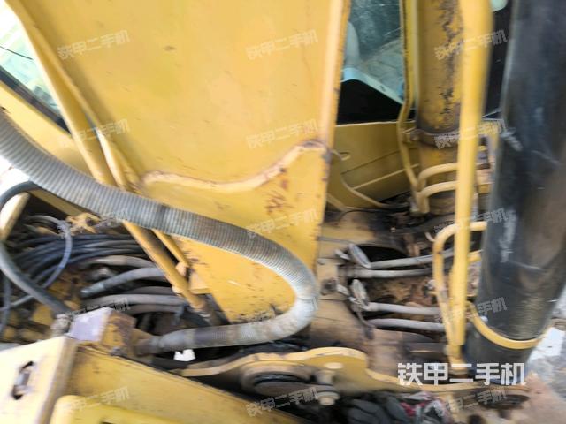 鏟斗45度(工作和回轉(zhuǎn)裝置) 鏟斗45度(工作和回轉(zhuǎn)裝置)