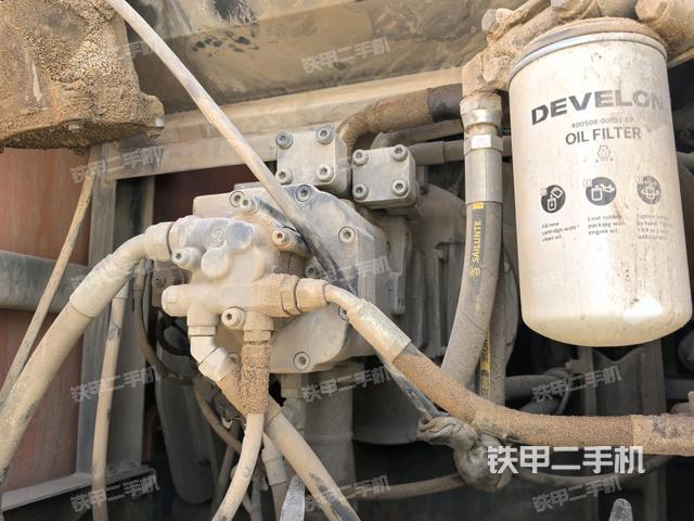 液壓泵斜45?左(大件艙室) 液壓泵斜45?左(大件艙室)