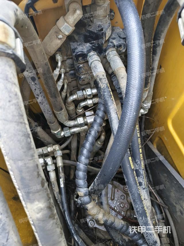 分配阀(上车部件) 分配阀(上车部件)