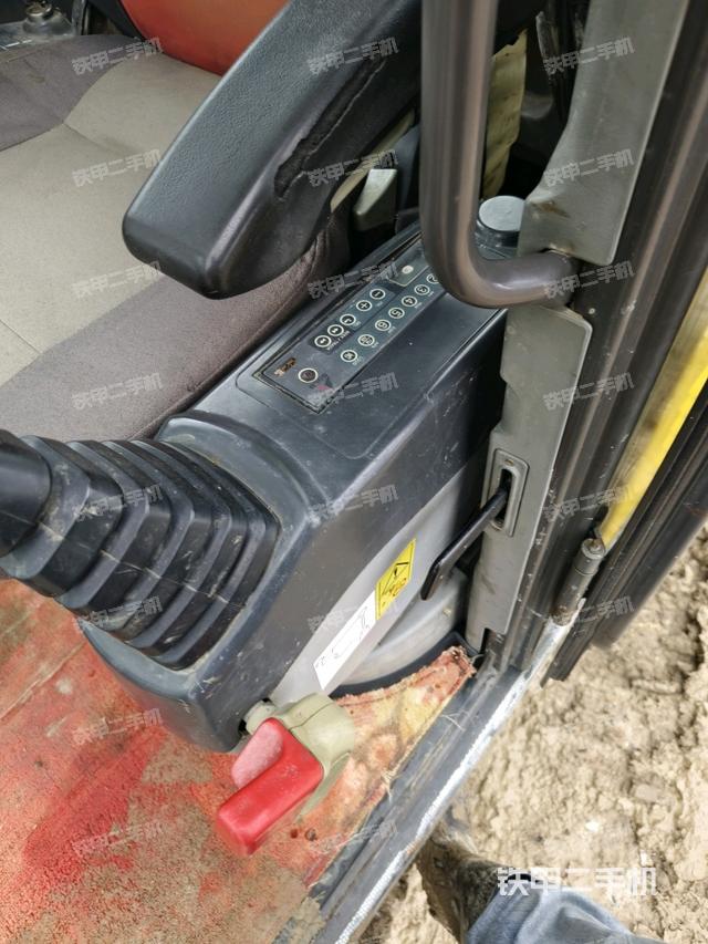 小时表(驾驶室部分) 小时表(驾驶室部分)