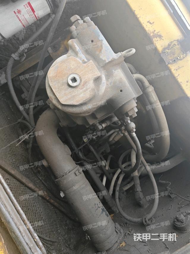 液压泵斜45 右(大件舱室) 液压泵斜45 右(大件舱室)