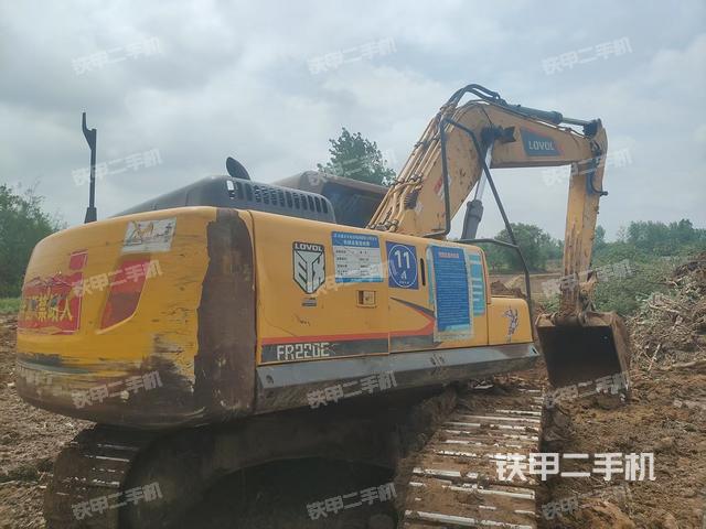 整機(jī)右后45°(整機(jī)外觀) 整機(jī)右后45°(整機(jī)外觀)