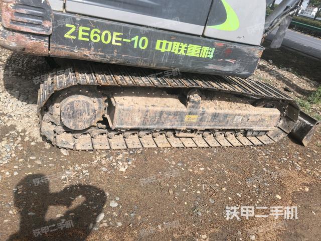 右側(cè)履帶整體?(行走機(jī)構(gòu)) 右側(cè)履帶整體?(行走機(jī)構(gòu))