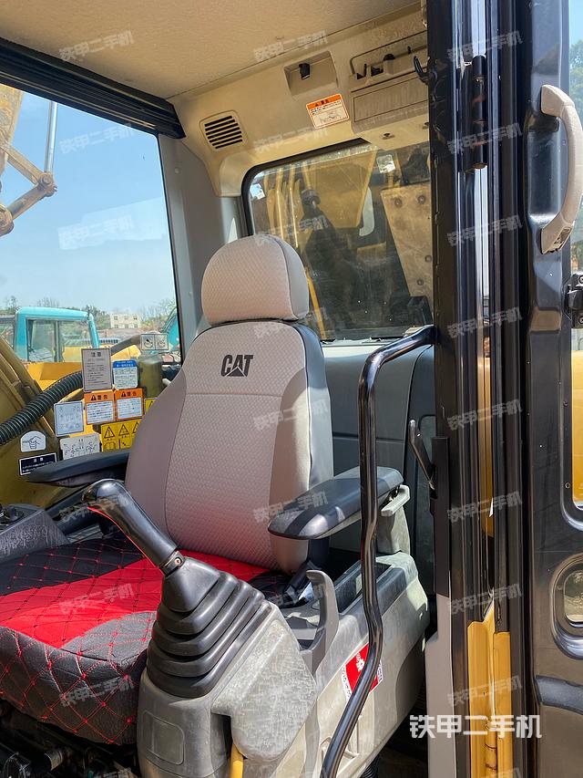 驾驶室整体（整机外观）