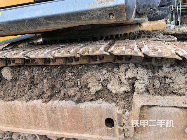 左驱动轮(行走机构) 左驱动轮(行走机构)