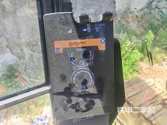 小時表(駕駛室部分) 小時表(駕駛室部分)