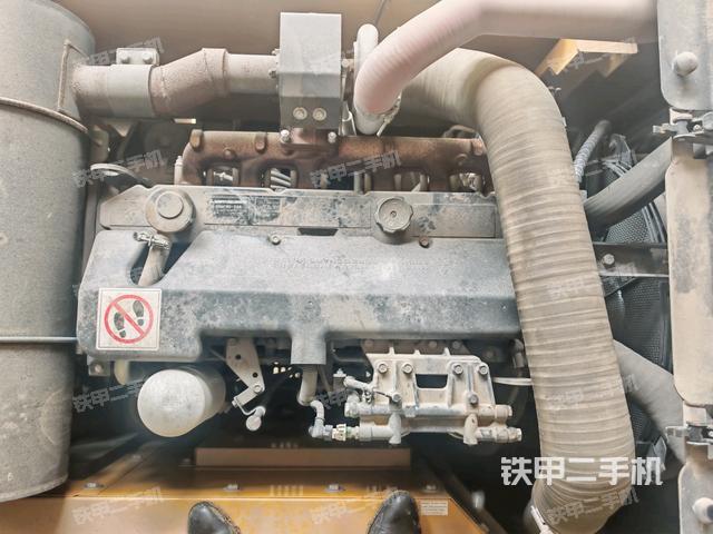 發(fā)動(dòng)機(jī)整體俯視(整機(jī)外觀) 發(fā)動(dòng)機(jī)整體俯視(整機(jī)外觀)