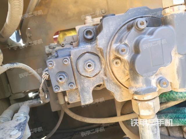 液壓泵室(大件艙室) 液壓泵室(大件艙室)