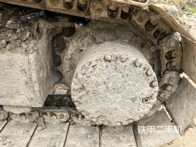 左驅(qū)動輪(行走機(jī)構(gòu)) 左驅(qū)動輪(行走機(jī)構(gòu))