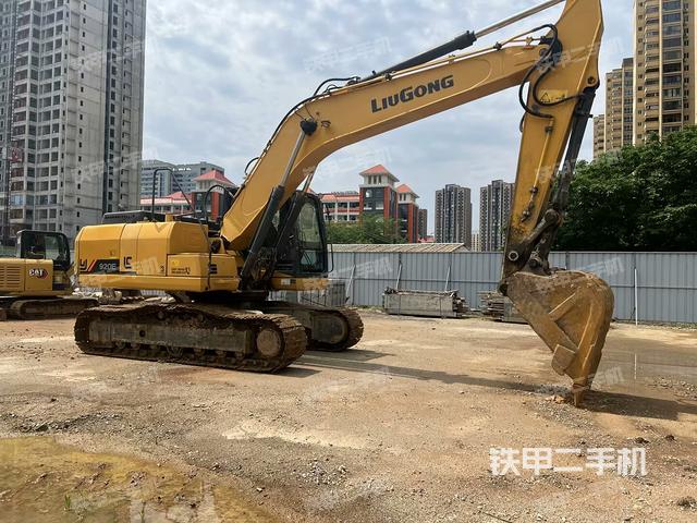 右前45(整機外觀) 右前45(整機外觀)