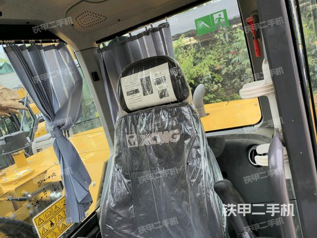 小時(shí)表(駕駛室部分) 小時(shí)表(駕駛室部分)