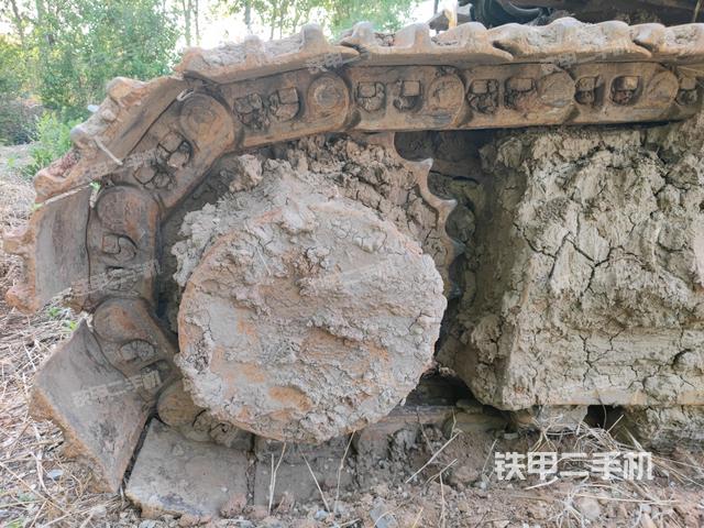 右驱动轮(行走机构) 右驱动轮(行走机构)