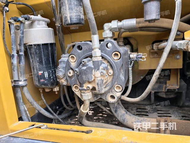 液压泵斜45 左(大件舱室) 液压泵斜45 左(大件舱室)