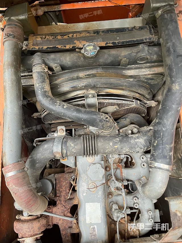 發(fā)動(dòng)機(jī)整體俯視(整機(jī)外觀) 發(fā)動(dòng)機(jī)整體俯視(整機(jī)外觀)