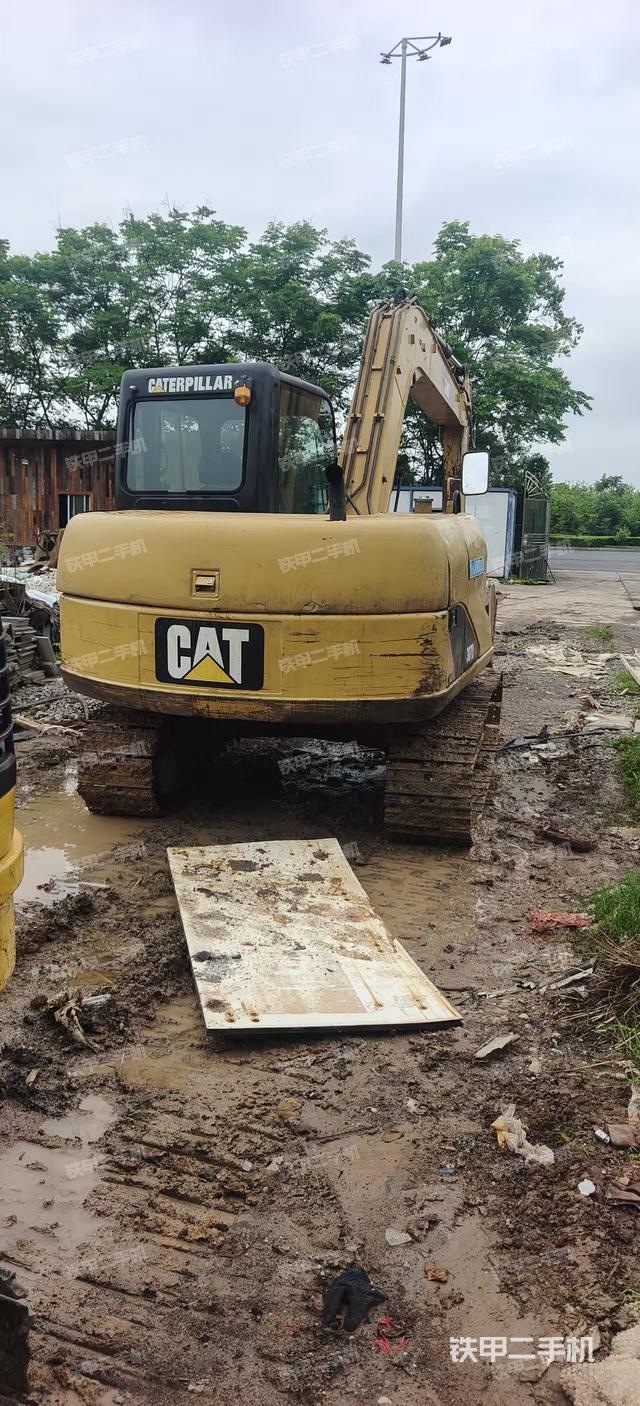 整機(jī)右后45°(整機(jī)外觀) 整機(jī)右后45°(整機(jī)外觀)