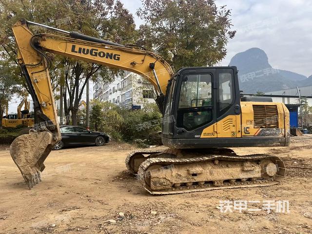 柳工CLG913E挖掘機(jī)