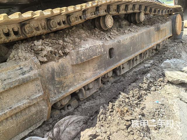 单侧履带整体（整机外观）