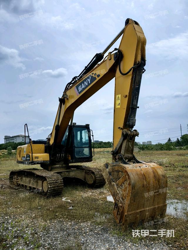 三一重工SY205C-10挖掘機