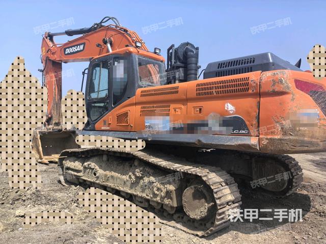 斗山DX380LC-9C挖掘機