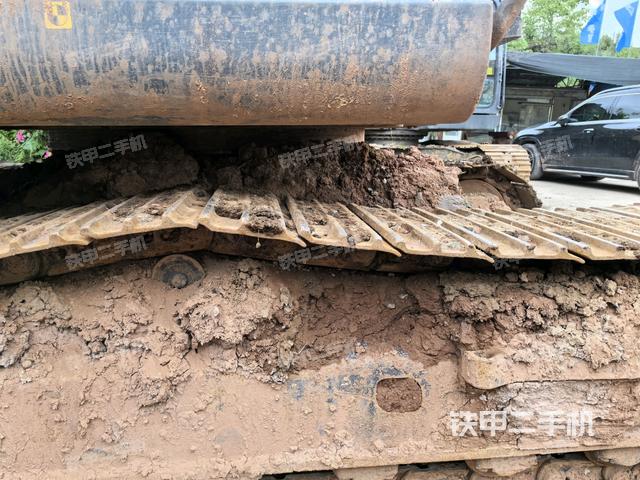 左侧行走马达盖板(行走机构) 左侧行走马达盖板(行走机构)