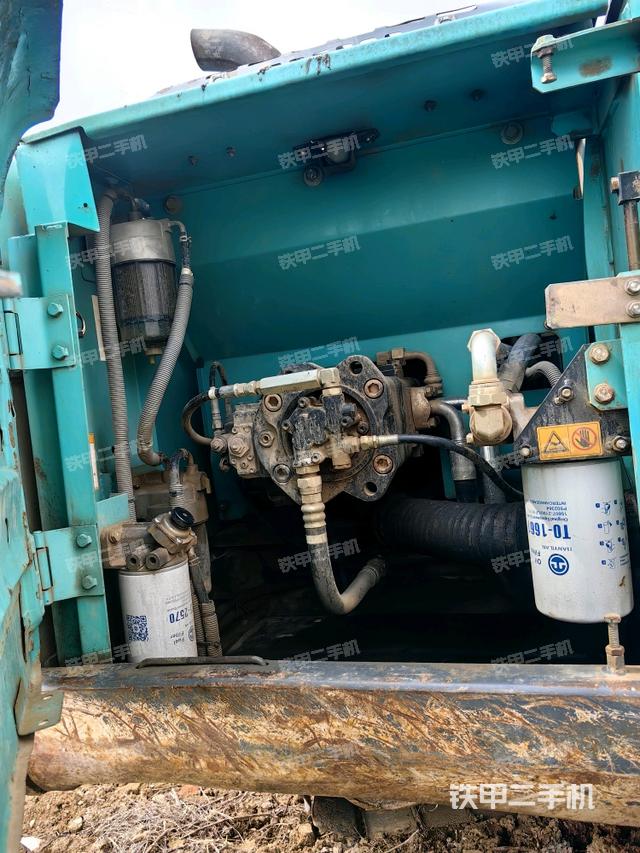 液压泵斜45 左(大件舱室) 液压泵斜45 左(大件舱室)